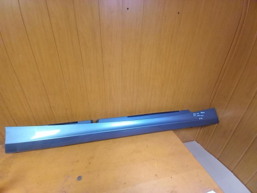 lišta prahová pravá BMW SERIA 1 E87 5D SPACE GRAU 04-11