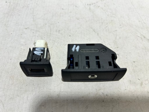 adapter WEJSCIE USB + AUX MERCEDES CLS W218 W212 2188200087 2188200187