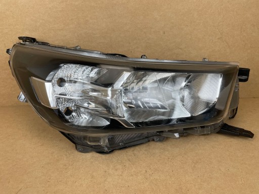 light front right fog light TOYOTA HILUX VIII LIFT 2020-2024 811100KK60