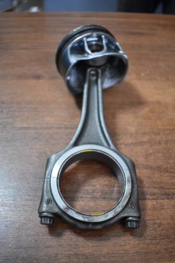 piston connecting rod of the engine cylinder 1 - 3 PORSCHE AUDI 1