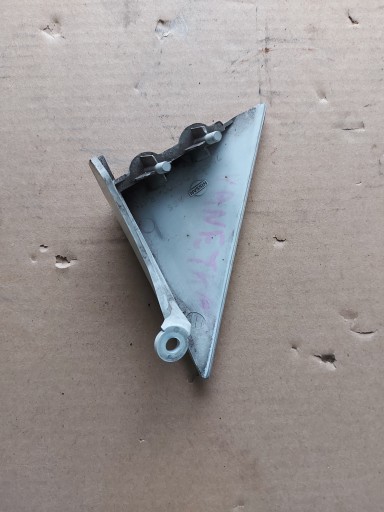 cover spoiler TROJKAT right NISSAN VANETTE SERENA OE