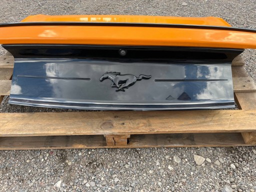 trunk door boot kamera spoiler Ford Mustang 2018