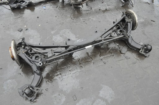 Bmw f46 2.0 16v gran tourer підвіска задня балка