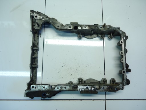 MERCEDES W204 2.2CDI Porte MISKI OLEJOWEJ A6510140302