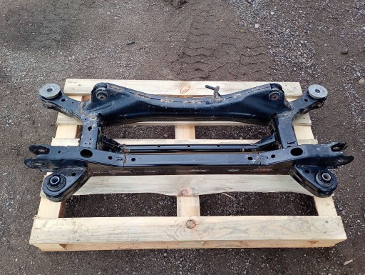 Achsträger Fahrschemel träger heck hinten Chrysler Pacifica 2016 - 2024