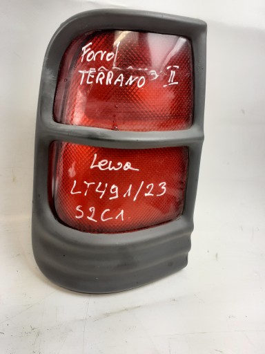 Ford Maverick II Nissan Terrano light rear part left
