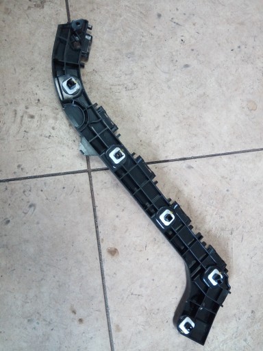 52575-02201 52576-02201 - Проскальзывание бампера TOYOTA COROLLA E21 зад.*