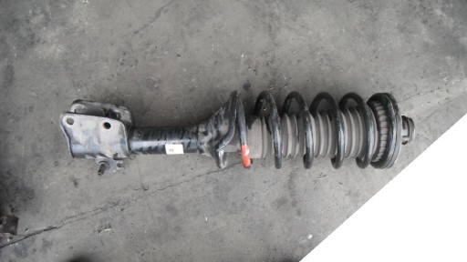 A22 - LAND FREELANDER 97R амортизатор пружина права задня