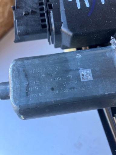 window regulator right rear part C3 AIRCROSS 98830-P1T21 CITROEN