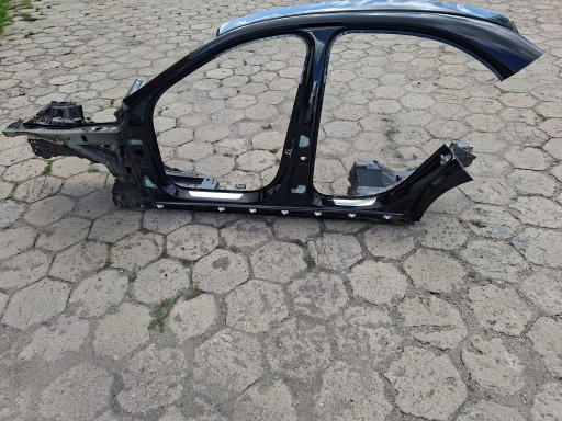 threshold left pillar central quarter front left MERCEDES E W213 197