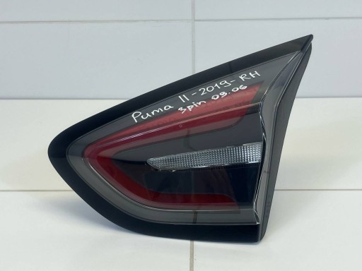 light rear to the bonnet right side Ford Puma 2 2021 L1TB13A602AA