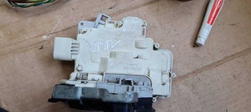 A7 4G S7 lock door left rear part 4G0839015 9 PIN A6 C7 4G