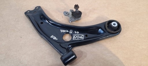 Toyota Yaris IV XP21 Querlenker vorne rechts 48605K0020 (Q946)