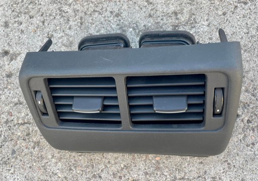 J8A2-19C785-AC GX63-014A22-AB - Range Rover Velar Evoque решітка вентиляційна панель задня