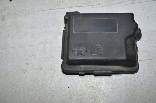Abdeckung des Sicherungskastens Peugeot 2008 14r