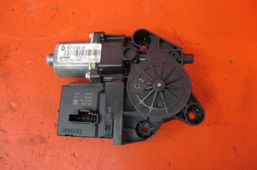 RENAULT SCENIC III 3 motor ablak bal far hátsó 827310004R