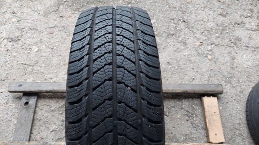 Шина 235 / 65R16C Semperit Van-Grip 3 Як нова 10 мм
