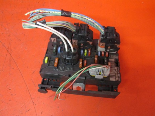 CITROEN C4 PICASSO et UA PEUGEOT Module Unité de contrôle Boîte BSM 9664055680