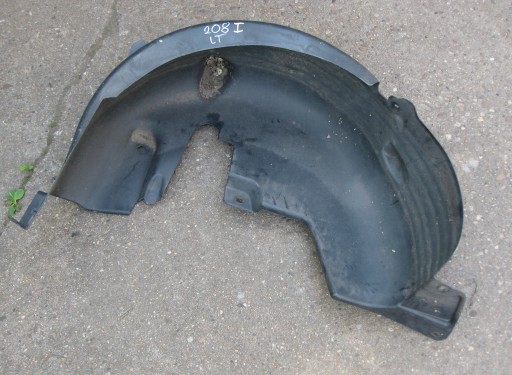 PEUGOT 208 mudguard left rear. PEUGEOT 9673769280