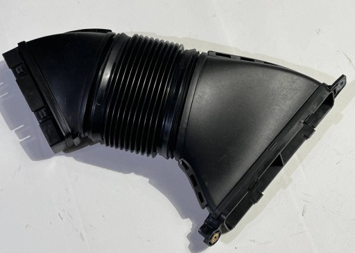 pipe dolotowa intake drain air dolotu right Maserati Levante 3.0 pb