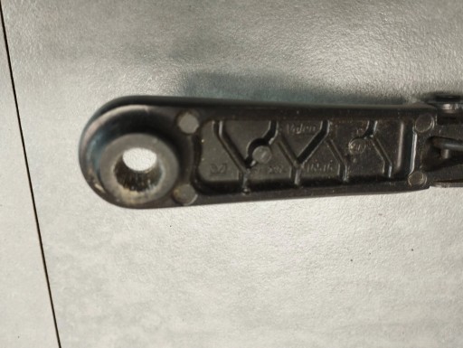 AUDI A6 C7 wiper arm left 4G1955407D