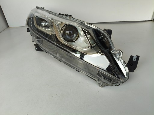 light right REFLEKTOR MITSUBISHI ECLIPSE CROSS 17- LED