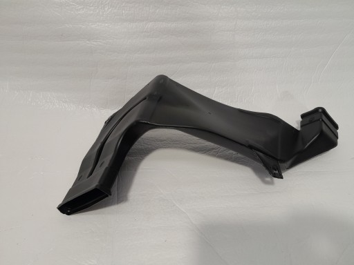 AUDI A4 B9 LIFT drain intake air right 8W0819806A
