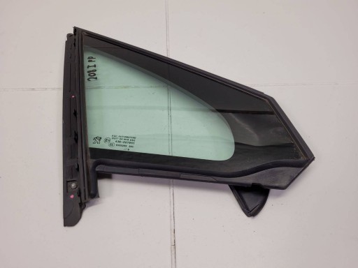 Trojkat drzwiowy front right side Peugeot 208 2015 9801475980