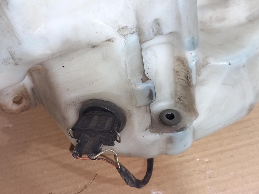 tank washers MERCEDES R-KLASA W251 A2518601160 05-13