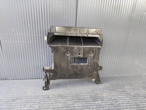 PORSCHE MACAN 95B LIFT cover lower gearboxes chassis 95B825370