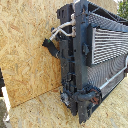 radiator KOMPLET BMW 7 F01 F02 LIFT 7624428