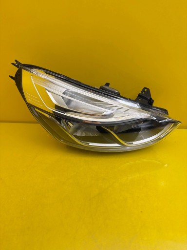 feu droit avant Renault Clio 4 IV 2016- Lift 260100653R