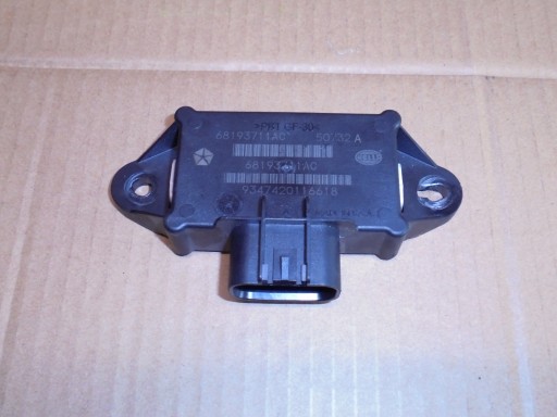 БЛОК УПРАВЛЕНИЯ ТОПЛИВНЫМ НАСОСОМ JEEP / CHRYSLER 68193711AC