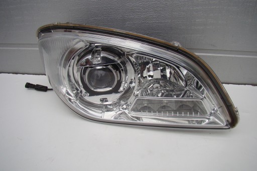 ФОНАРЬ ПЕРЕДНИЙ ПРАВЫЙ MERCEDES SETRA TRAVEGO BUS XENON