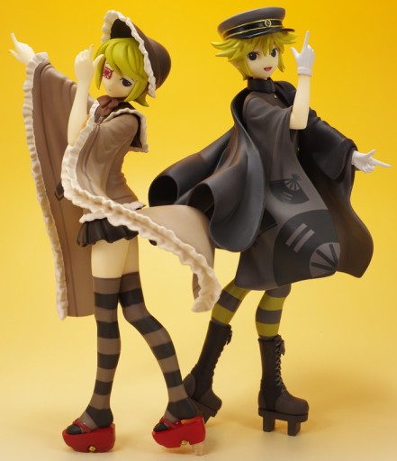 Figurka Vocaloid Kagamine Rin & Len Senbonzakura
