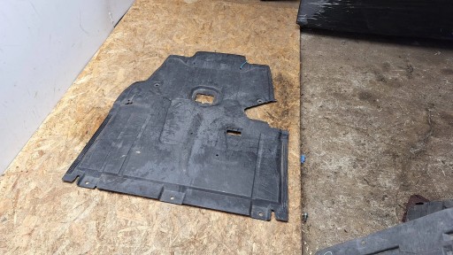 cover cover below engine A2465200123 Mercedes W176 W246 W242