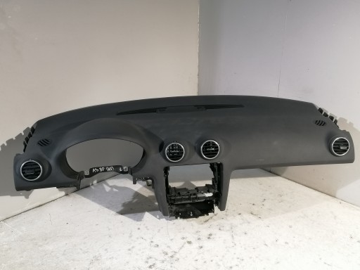 Audi A3 8P 03-08 dashboard instrument panel console