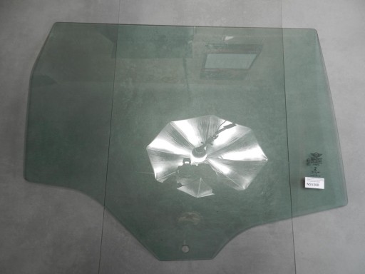 MINI CLUBMAN F54 window right rear part 2017