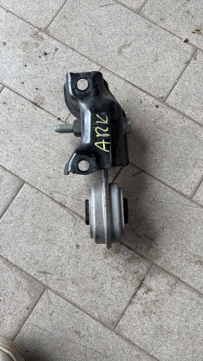 engine mount Renault Arkana 113606335R