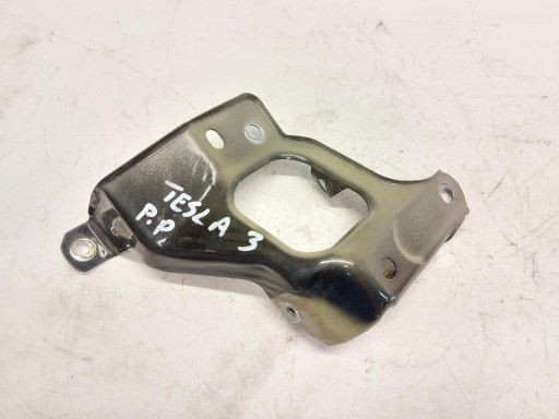 TESLA MODEL 3 2022r Console Aile Avant Droite 1086016-00-D