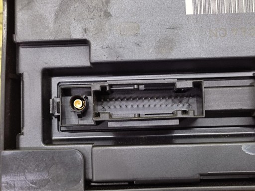 AUDI A4 B8 control unit voltage module 8K0907064CN