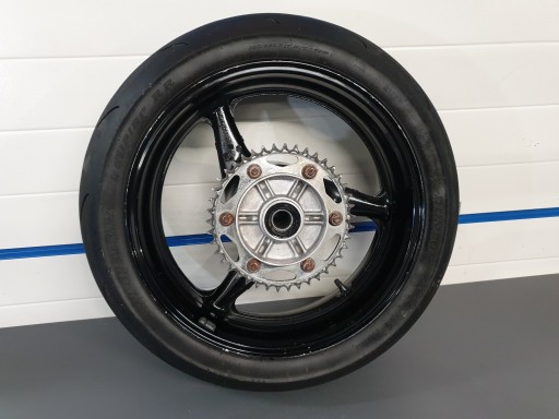 Honda CBR 929 SC 44 задний обод в сборе