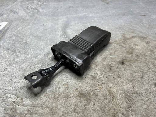 hinge door Audi A1 8X 10-18r. limiter left front 8X0837267 !J