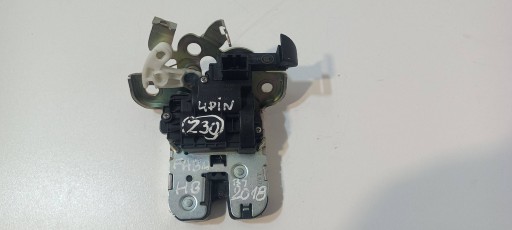 Skoda Fabia Audi A4 A5 Q5 Q7 lock of rear bonnet 8R0827505A (Z30)