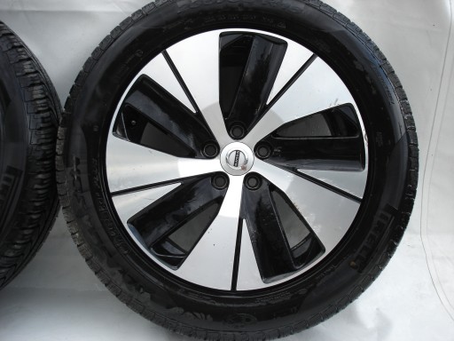 VOLVO XC40 discs wheels