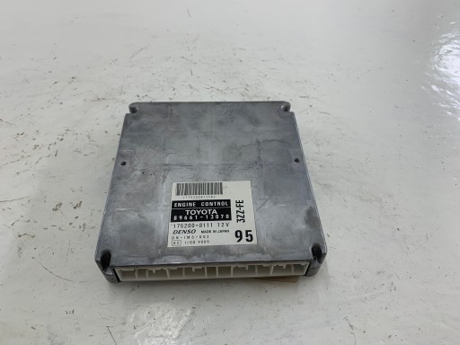TOYOTA COROLLA VERSO 1.6 control unit of the engine 89661-13070