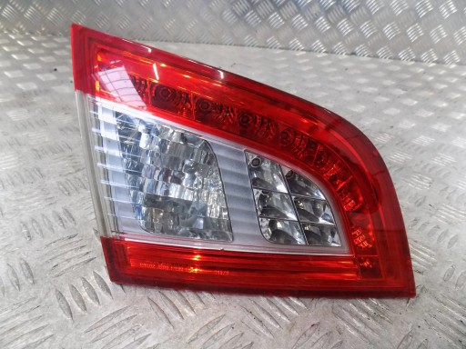 9686780580 - Peugeot 508 i sw 2011 - фонарь задний левый в люке оригинал