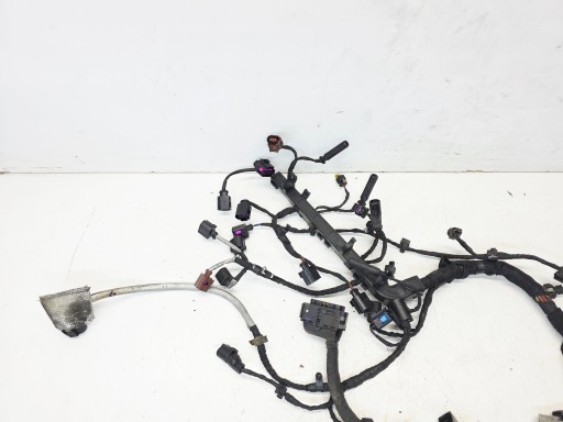 bundle of the engine AUDI A3 8V VOLKSWAGEN SEAT SKODA 2.0 TDI 04L972627AE