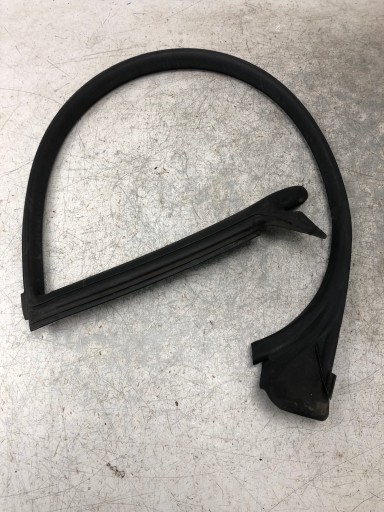 gasket door right front A5 COUPE 8T0845354