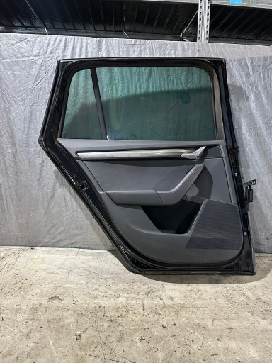 door left rear part SKODA OCTAVIA III SCOUT KOMBI LF9R